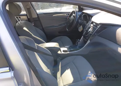 2012 Hyundai Sonata Hybrid from USA, damaged, VIN KMHEC4A43CA038421